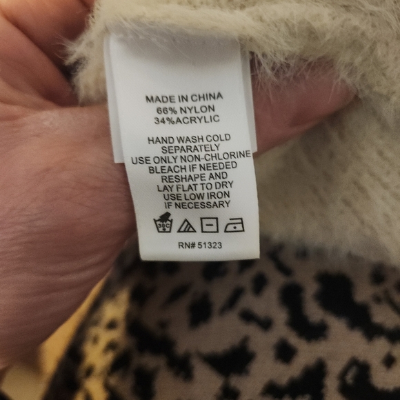 CeCe Cream fluffy Sweater - Picture 7 of 7